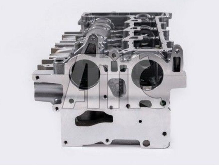 Culasse NEUVE PEUGEOT CITROEN JUMPER BOXER 5008 etc 2.0 et 2.2 blue hdi 110 120 130 150 180 réf 1609073180 DW10